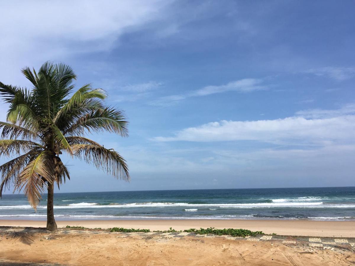 Chale Em Frente A Praia Salvador Eksteriør billede